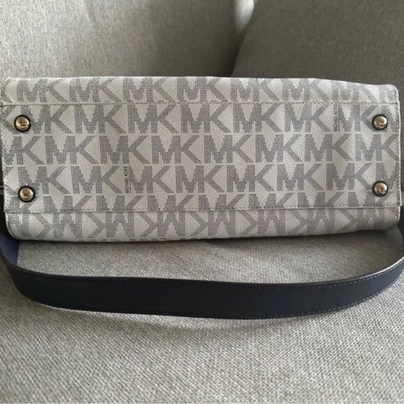 Michael Kors MK Monogram Satchel with Chain Strap Detail - Picture 4 of 12